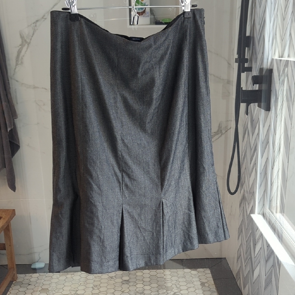 GAP Gray A-Line Midi Skirt with Pleats